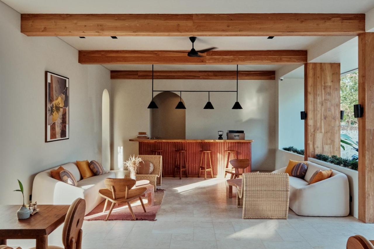 Boni Beach Lombok Boutique Hotel & Villas Selong Belanak Exterior foto